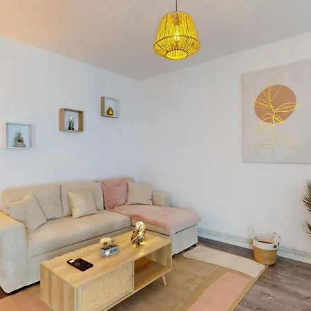 Le Key 6 - Centre - Parking Gratuit - Route Des Vins - Wifi - 4 Personnes Apartment Sélestat